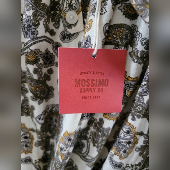 Plus size Women's blouse - Picture 9 of 11